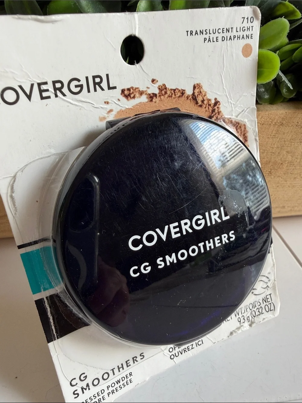 COVERGIRL CG Smoothers Pressed Powder Compact #710